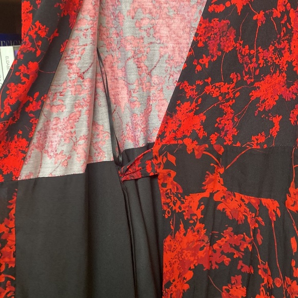 DIANE VON FURSTENBURG Irina silk wrap dress size 2 - Picture 12 of 16